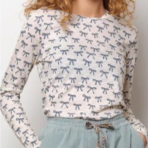 APOF Denmark Women’s Navy Blue Bow Tee Shirt Small S Long Sleeve Bows Cotton